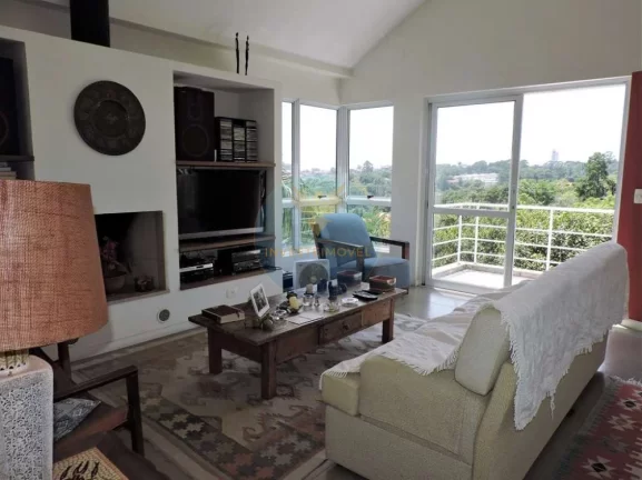 Imagem Casa em Condomínio a Venda no bairro Granja Viana - Cotia, SP