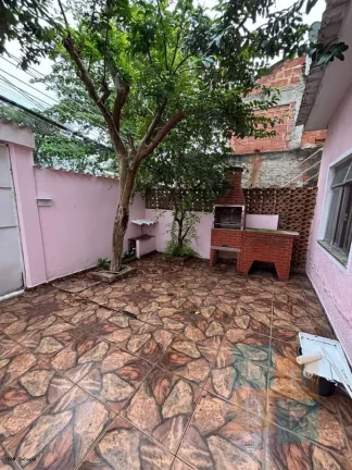 Imagem Casa em Condomínio para Locação em Rio de Janeiro / RJ no bairro Freguesia (Jacarepaguá)
