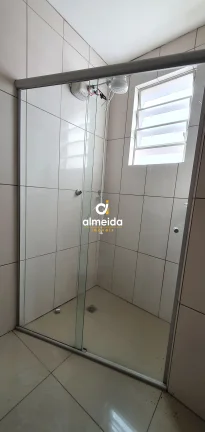 Imagem Apartamento com 2 dormitórios e dependência completa no centro