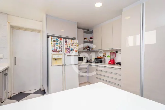 Imagem Jardins, parte plana, 183m²