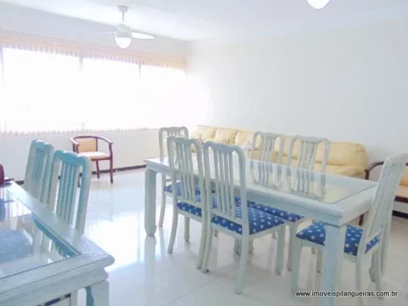 Imagem Tombo - Uma quadra do mar - Totalmente reformado - Garagem demarcada.