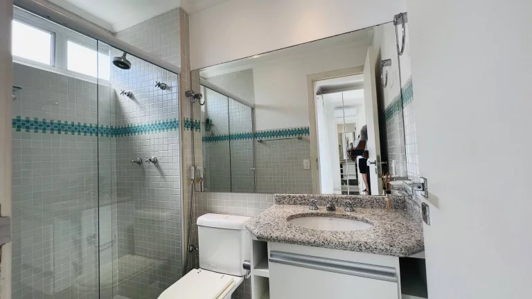 Imagem Apartamento Decorado em Andar Alto na Riviera de São Lourenço