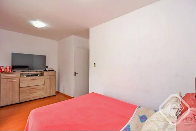 Imagem Casa com 3 dormitórios, pátio, terraço e churrasqueira no Residencial Horizontal Juca Batista

Es...