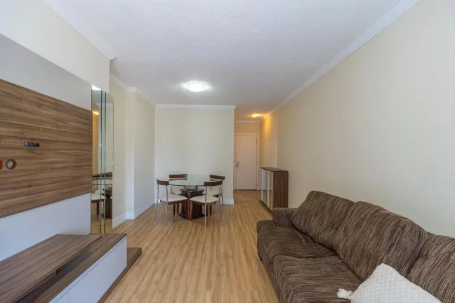 Imagem Apartamento de 3 quartos no bairro Água Verde