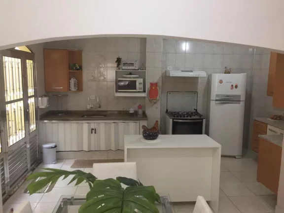 Imagem Sobrado com 3 dormitórios à venda, 211 m² por R$ 720.000,00 - Centro - Poá/SP