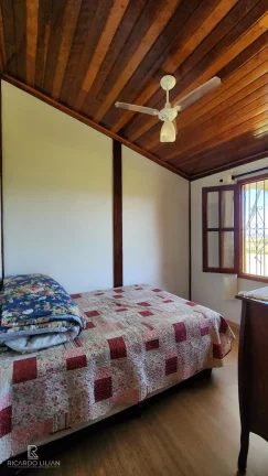Imagem Chacara com 3 dormitorios sendo uma suite com closet e hidro e terreno de 1137m² - ATIBAIA