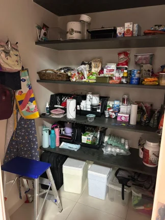 Imagem Casa Ampla em Condomínio de Alto Padrão em Valinhos com 3 Suítes e Sala de Cinema Exclusiva!