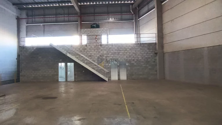 Imagem Galpão de 1100m² em Condominio Industrial _ Sitio Mursa