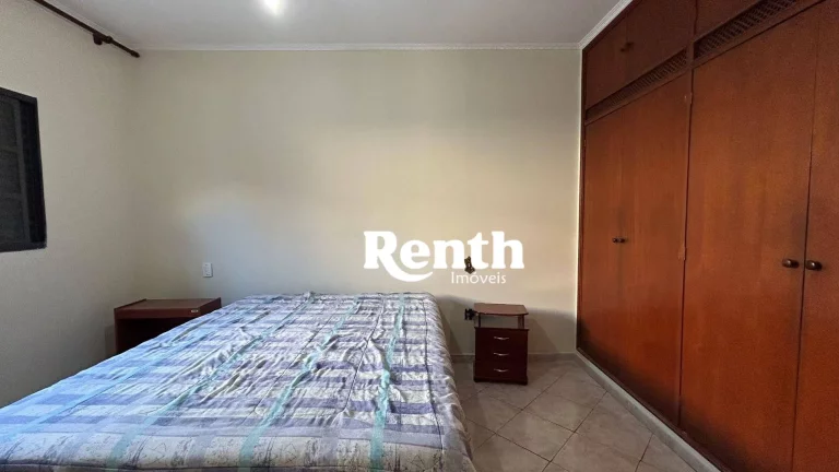 Imagem Casa com 2 dormitórios com AE e churrasqueira à venda por R$ 310.000 - Vila Nova - Rio Claro/SP