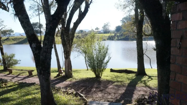 Imagem Lindíssima chácara, 2,1ha, acesso asfaltado, com sede, cocheiras, horta, pomar,