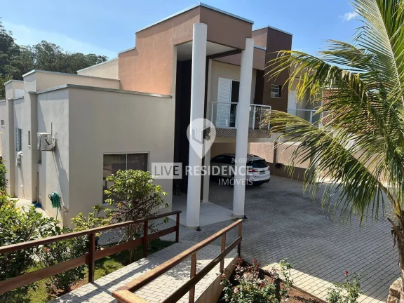 Imagem Chácara em Condomínio com 4 Quartos e 5 banheiros à Venda, 560 m²