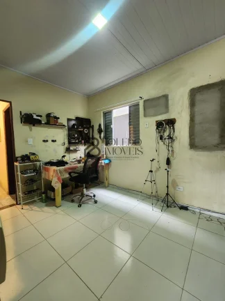 Imagem Casa com 3 dormitórios sendo 1 suíte no bairro Quietude - Praia Grande