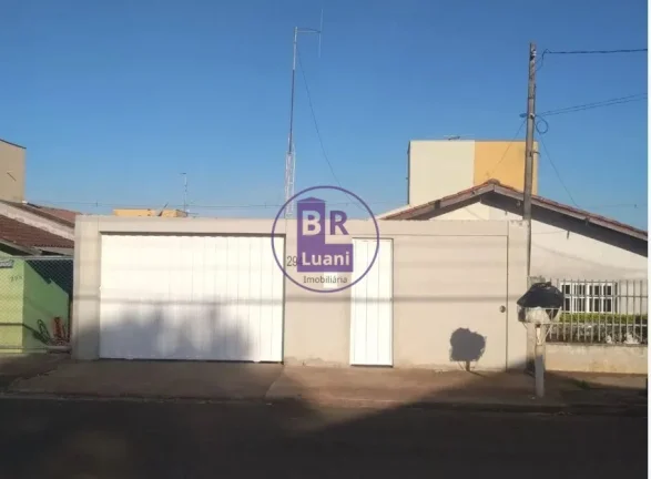 Cassa com 3 dormítórios no Jardim São Jorge zona norte de Londrina