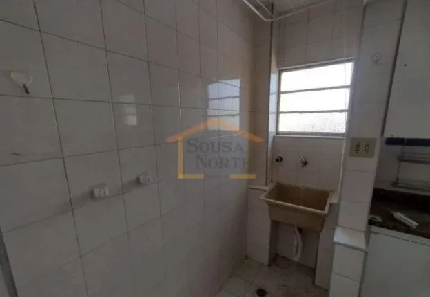 Imagem Apto 1 dormitório, com armários, sala 2 ambientes, banheiro, cozinha, área de serviço. 65m².

E...