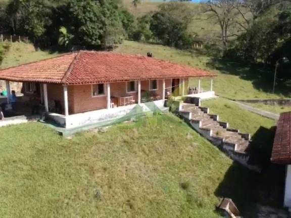 Imagem Sítio Encantador à Venda em Piracaia - Perímetro Urbano