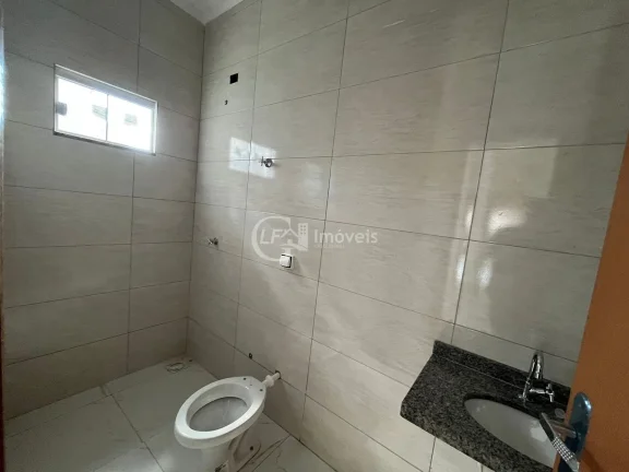 Imagem Ampla casa nova - 1 suíte e 2 quartos