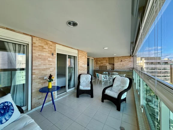 Imagem Apartamento de Luxo à Venda na Riviera de São Lourenço Módulo 07: 3 Quartos, 2 Suítes, 3 Salas, 2 Vagas de Garagem, 118m² de Puro Conforto.
