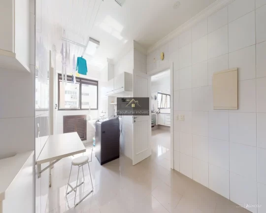 Imagem VILA MARIANA NOBRE LINDO APARTAMENTO TORRE ÚNICA ANDAR ALTO VISTA MARAVILHOSA 374 M ÁREA ÚTIL 3 SUÍTES SALA PARA 4 AMBIENTES VARANDA GOURMET 6 VAGAS