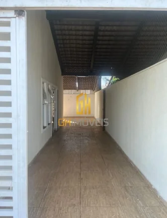 Imagem CA1686Linda casa com 3 quartos sendo 1 suíte no Condomínio Village Bela VistaA casa possui - 3 qua...