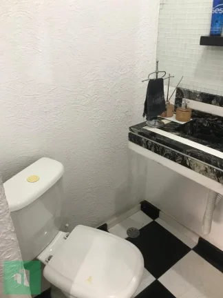 Imagem Sobrado com 2 quartos, à venda em São Paulo, Jardim Lourdes (Zona Sul)