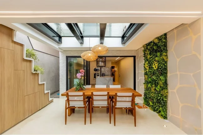 Imagem Casa com 3 Quartos à Venda, 140 m² em Santo Amaro - São Paulo Imagem Casa com 3 Quartos à Venda, 140 m² em Santo Amaro - São Paulo