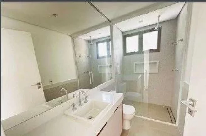 Imagem Casa de condomínio com 650 m², 4 quartos sendo 4 suítes à venda no bairro Alto da Boa Vista.