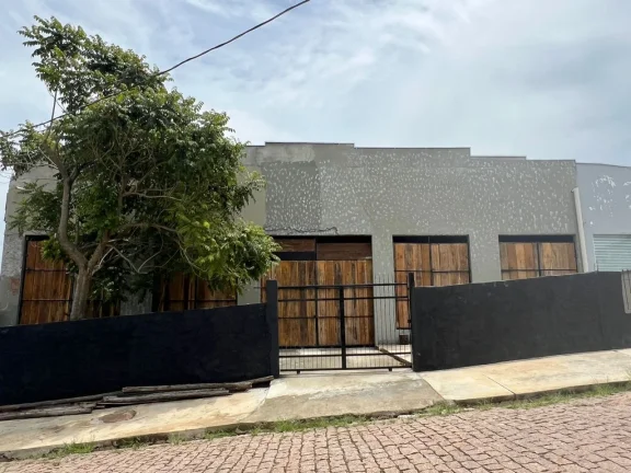 Salão Comercial de 500m² no Jardim Itaguaçu, Salto-SP: Oportunidade de Venda ou Locação!