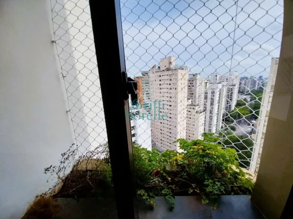 Imagem Cobertura Duplex à Venda em Moema - São Paulo/SP.
