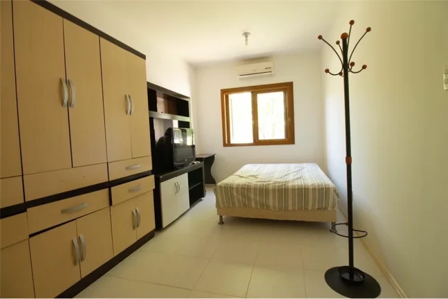 Imagem Casa em Condomínio para venda no bairro Agronomia em Porto Alegre
