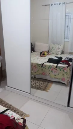 Imagem Apartamento com 2 quartos sendo 1 suíte, sala 2 ambientes com sacada, cozinha planejada, banheiro c...