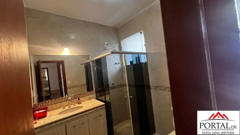 Imagem Casa nova para locação em rua planta de transito local e vista para Mata do Jambreiro.