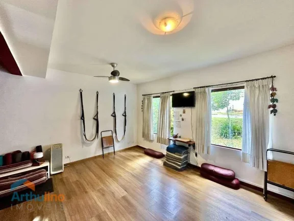Imagem Casa 124 m², com 3 dormitórios, 1 suite, 2 vagas, à venda, por R$ 1.150.000 - Jardim Ana Estela - Carapicuíba/SP