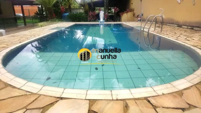 Imagem Belíssima Casa de condomínio C/4Qts e Área de Lazer Completa!