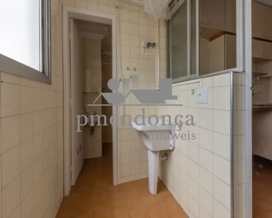 Imagem Apartamento a venda na Pompéia com 3 dormitórios ( 1 suí­te ) e 2 vagas, 109m²