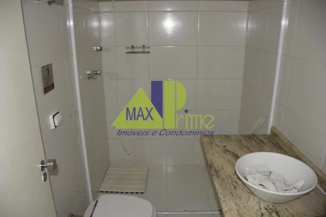 Imagem Salão Comercial de Alto Padrão na Vila Gomes Cardim, São Paulo-SP: 3 Salas, 5 Banheiros, 450m² de Área