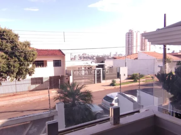 Imagem Sobrado para Venda em Maringá / PR no bairro JARDIM IPANEMA