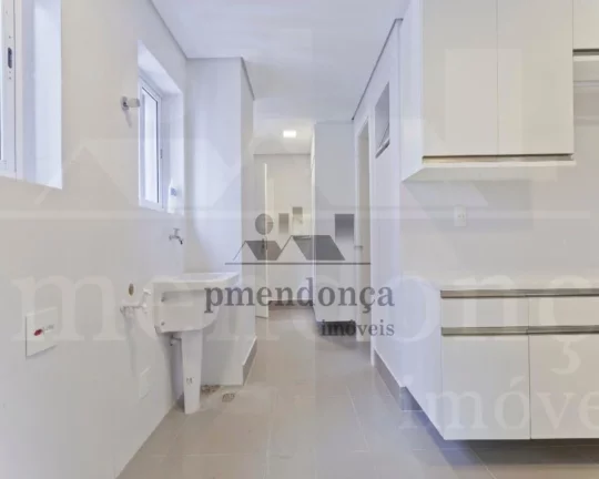 Imagem Apartamento Duplex reformado na rua Alagoas, 285 m2