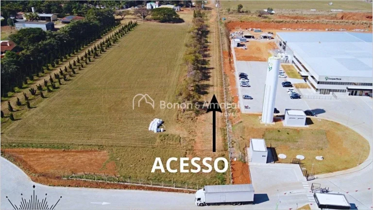 Imagem Venda , área Industrial ou Comercial em Jaguariuna !!
Área com 140,00 metros de frente para a rodo...