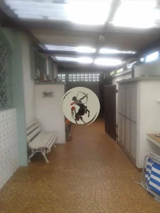 Imagem OPORTUNIDADE! SOBRADO DE ESQUINA IDEAL PARA COMERCIO OU MORADIA PRECISA DE MODERNIZAÇÃO