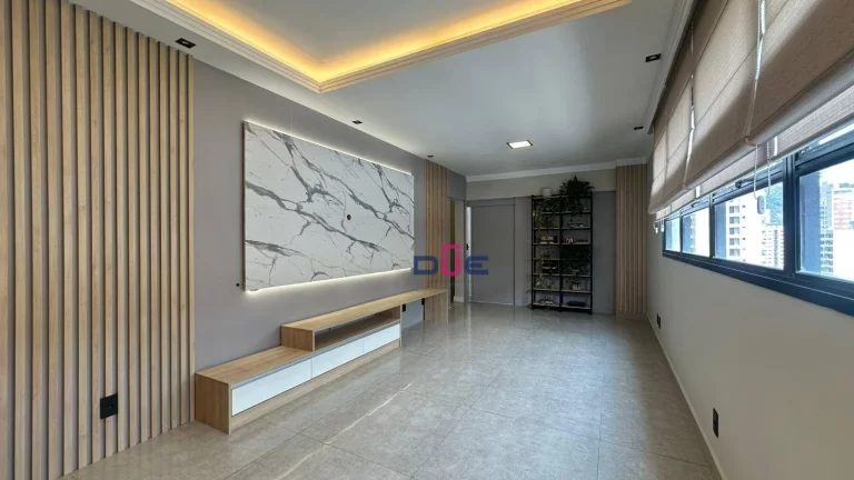 Imagem Cobertura tipo Penthouse com vista mar, espaço gourmet , piscina, com 3 dormitórios à venda, 191 m² por R$ 1.802.000 - Gonzaga - Santos/SP