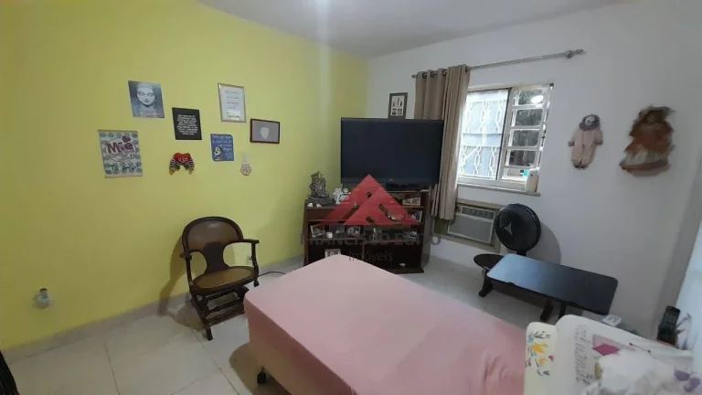 Imagem Apartamento varanda, sala quarto com closed,em otima localização em santa rosa,proximo a todo comércio do largo marrão,vaga de garagem na escritura.