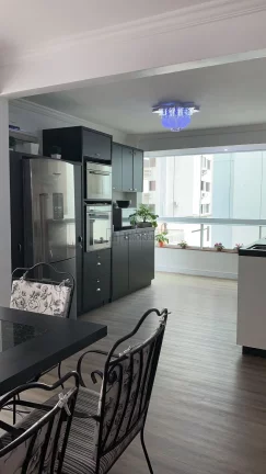 Imagem Apartamento quadra mar em Balneário Camboriú.