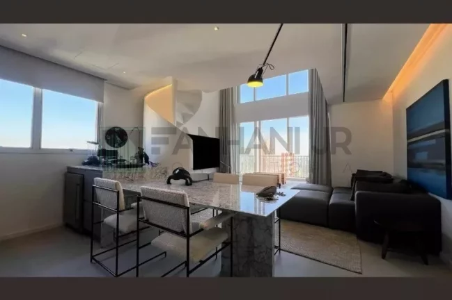 Imagem Este loft espaçoso, localizado na Alameda Franca, no bairro Cerqueira César em São Paulo, está à venda e é simplesmente incrível! Com 1 quarto, sen