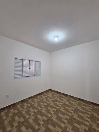 Imagem CASA COM 2 DORMITÓRIOS LOCALIZADA NO CAMPESTRE - PILAR DO SUL