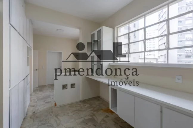 Imagem Apartamento em prédio de Alto Padrão na Rua Rio de Janeiro, construtora Lindemberg