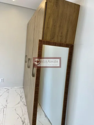 Imagem Alugo Grande oportunidade na vila Andrade, região do Morumbi, Apartamento de 58m², com 2 suítes, lavabo, Sacada, Sala, cozinha com armários, 2 Vargas fixas e cobertas, fazer completo, com mercadinho no condomínio que incluí água e gás, valor R$ 2.100 + co