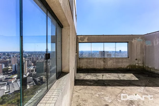 COBERTURA DUPLÉX NO CENTRO DE CURITIBA - com vista espetacular - 130m2 privativos - R$ 990.000,00