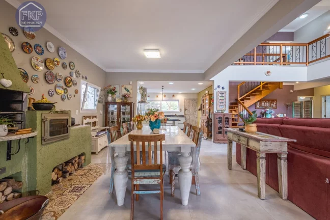 Imagem Casa 4 dormitórios!