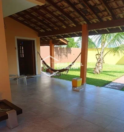 Imagem Apresentamos este belo sobrado com terreno amplo de 380m² e 159m² de área construída, ideal para...