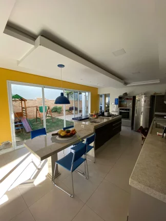 Imagem Belíssima Casa a venda no Bairro Colina Verde - Tatuí/SP.